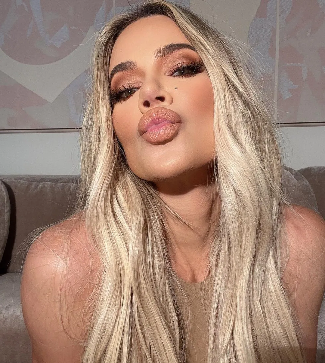 Khloe Kardashian – Do You Know These Facts About Her? – Hollywood Web Stories
