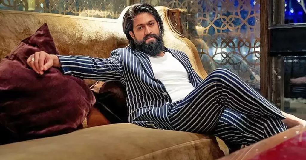 KGF Chapter 2 Stars Fees : यश से संजय दत्त तक, जानिए केजीएफ 2 स्टार्स की फीस