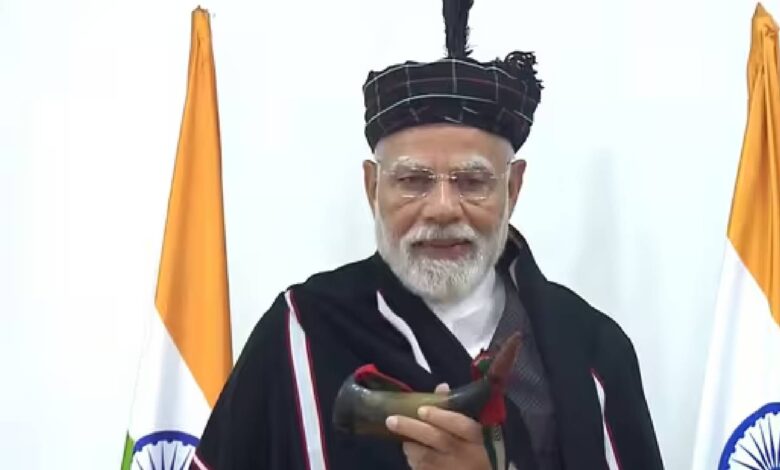 Prime Minister narendr modi arrives in aizawl
