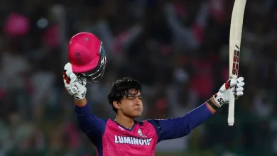 15-year-old-record-breaking-debut