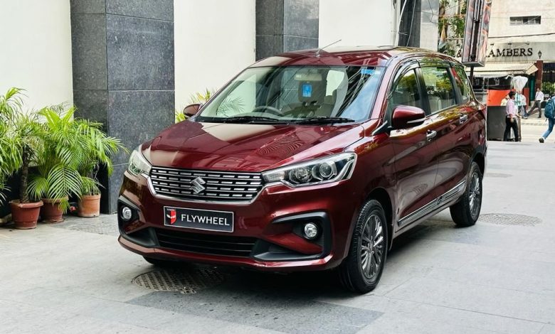 3-lakh-family-cars-sold