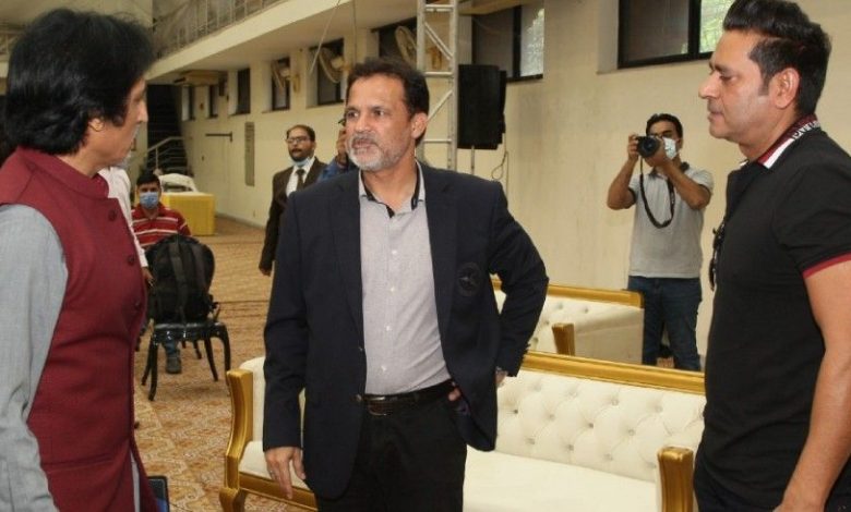 aakib-javed-pakistan-cricket-controversy