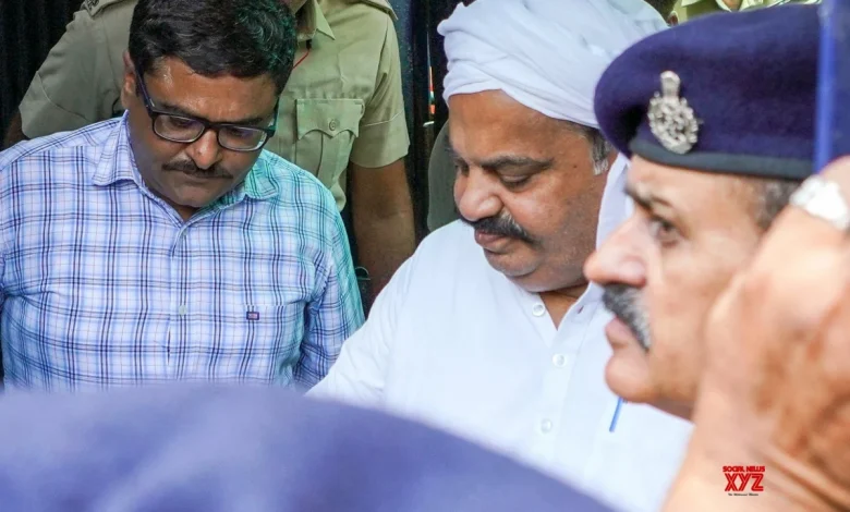 aatique-ahmed-arrest-story