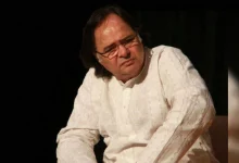 farooq-sheikh-challenging-caste-system