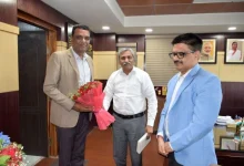 father-continues-business-daughter-pcs-officer