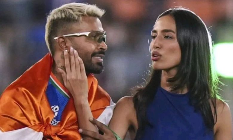 hardik-pandya-flag-disrespect-complaint-4880