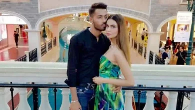 hardik-pandya-girlfriend-mahika-ramp-walk