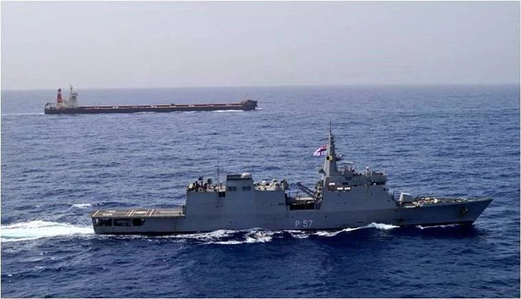 hormuz-gulf-indian-ships-rescue-plan