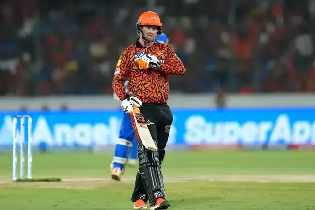 ipl-2026-300-runs-challenge