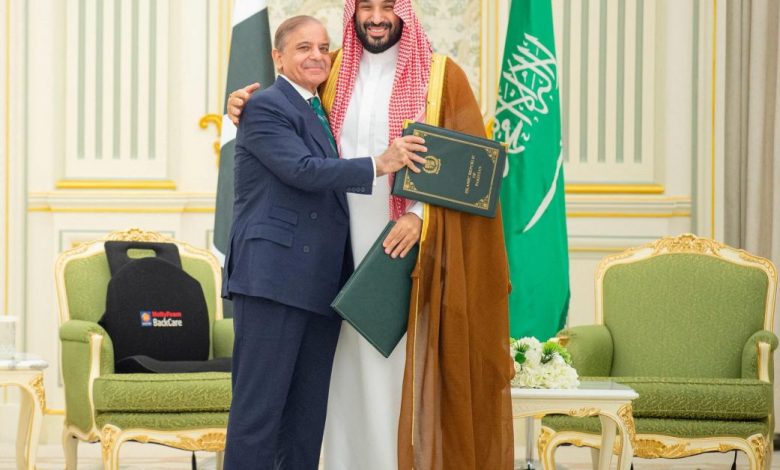 iran-warns-pakistan-threat