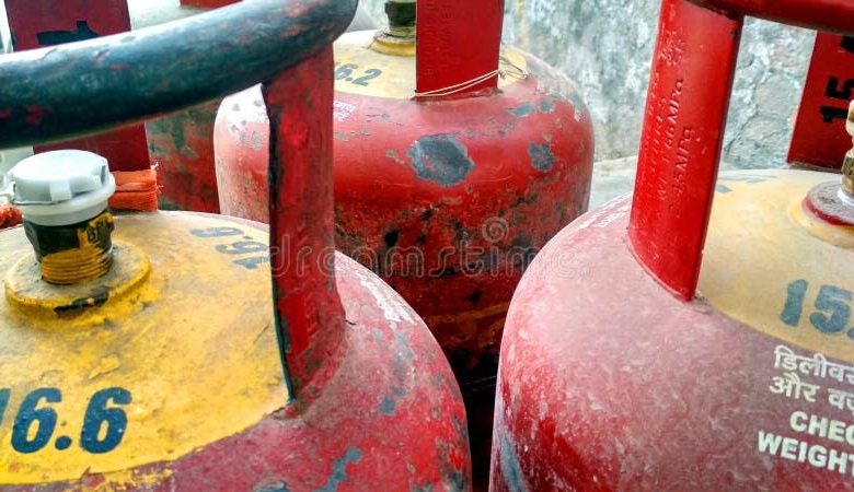 lpg-crisis-indian-foods-gas-cylinder
