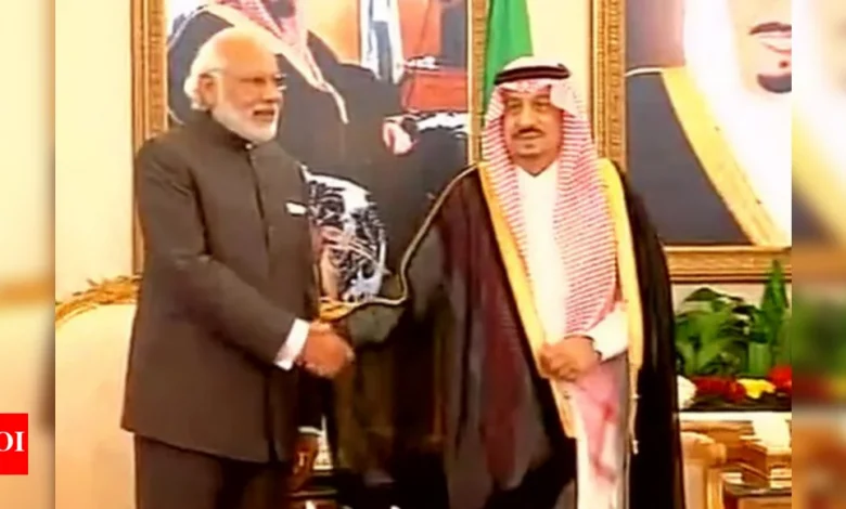 us-israel-iran-war-live-8125