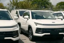 39-inch-hyperscreen-electric-car