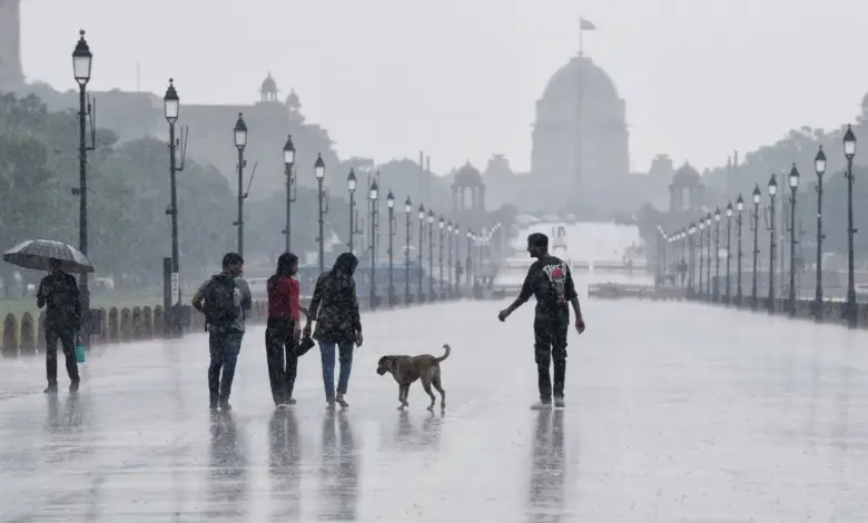 60km-storm-rain-alert-delhi-up