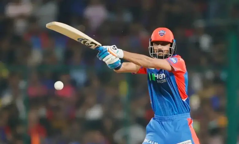 dc-vs-gt-captain-axar-patel-anger