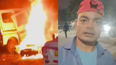 delhi-assembly-gate-broken-car