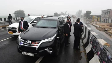 delhi-assembly-security-breach-car