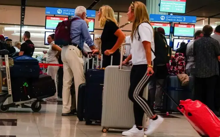 dubai-imposes-flight-restrictions