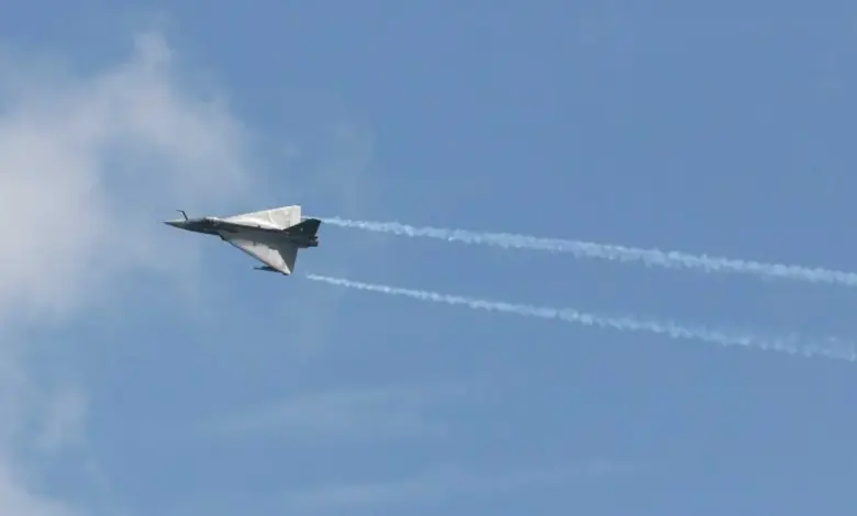 f-35-su-57-j-20-failure-flying-explosives