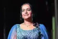 father-eats-with-daughters-body