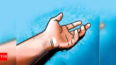 father-kills-daughter-keeps-body-locked