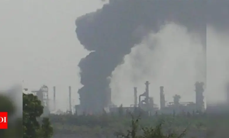 fire-in-refineries-in-five-countries