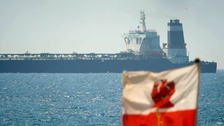 first-oil-tanker-crossed-hormuz