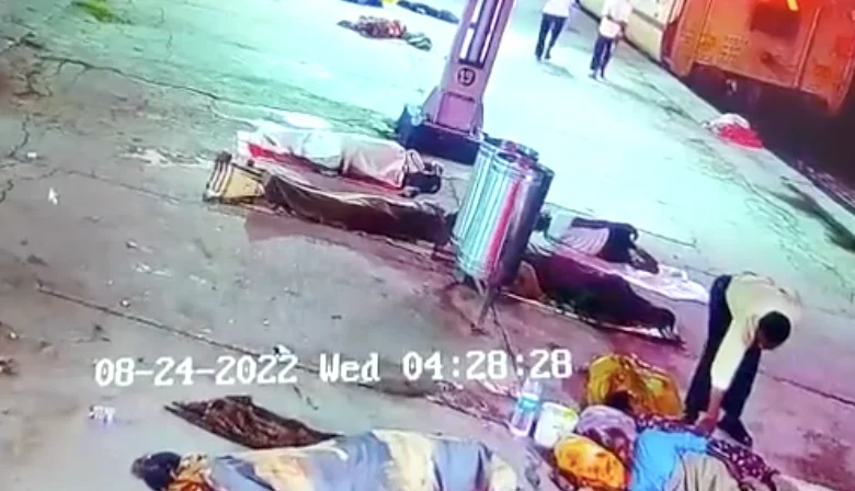 four-boys-five-girls-mathura-raided