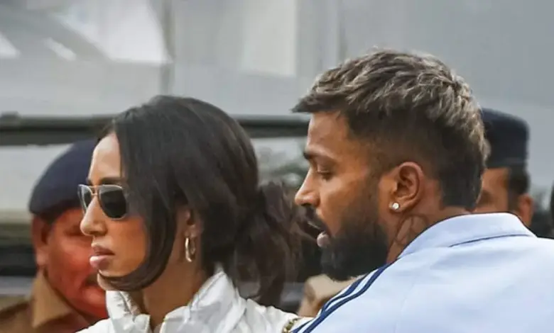 hardik-pandya-augustya-push-gf-mahika