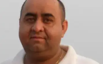 harish-farewell-4x6-room