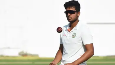 harsh-dube-iplt20-three-wickets