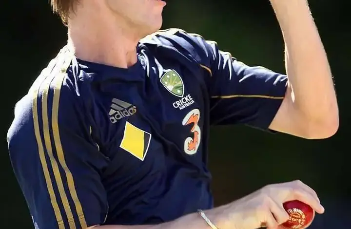 how-cricket-balls-are-prepared-for-swing-spin