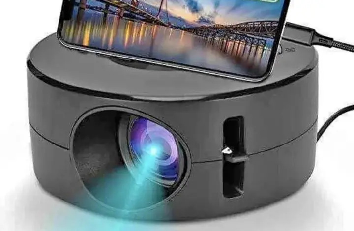 indian-company-launches-mini-projector