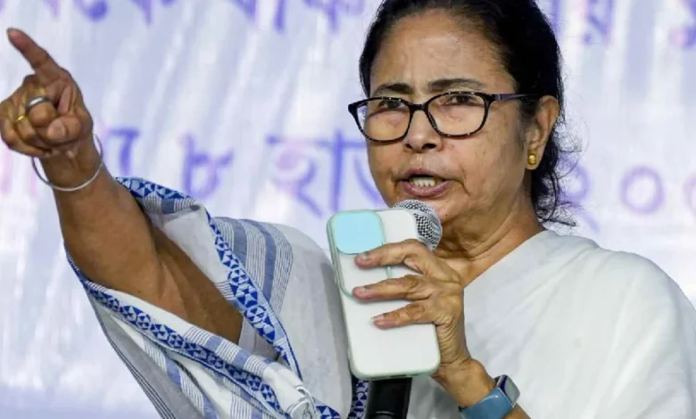 malda-sir-officers-hostage-cji-reacts