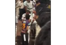 mi-fan-proposed-girl-kkr-jersey
