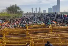 noida-factory-workers-protest