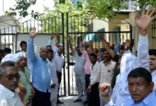 noida-workers-protest-salary-hike