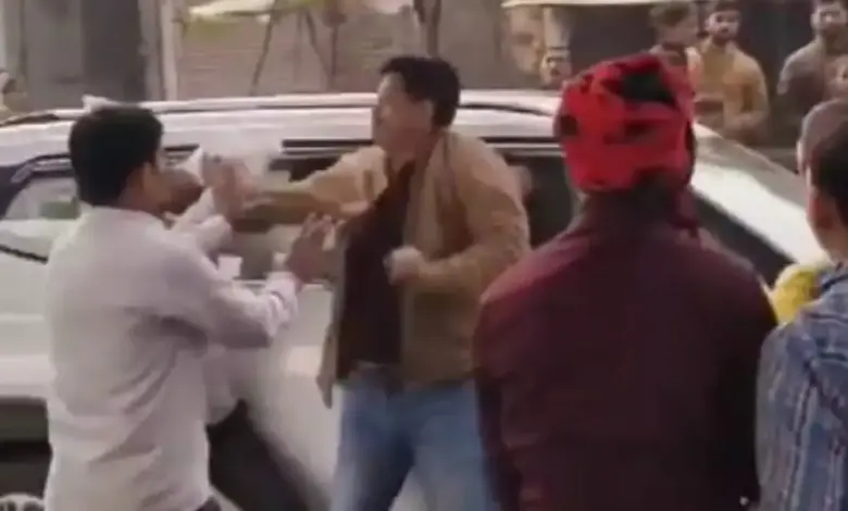 pac-soldier-beat-couple-varanasi