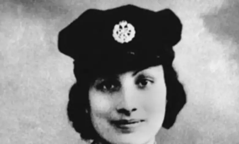 pakistan-building-kila-at-noor-khan