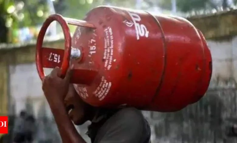 punishment-for-buying-lpg-black-market