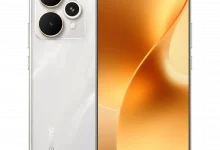 realme-selfie-mirror-phone-sale