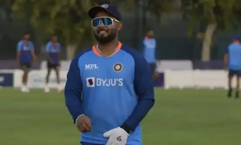 rishabh-pant-elbow-injury-news