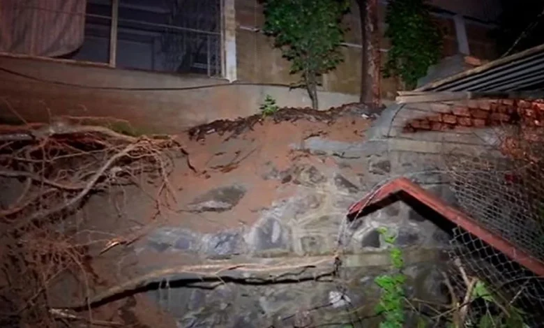roof-collapse-in-greater-noida