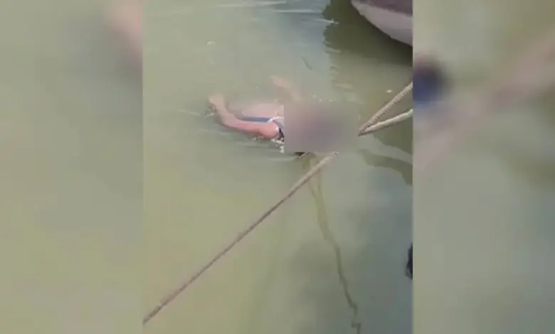 teenager-bitten-by-snake-ganga