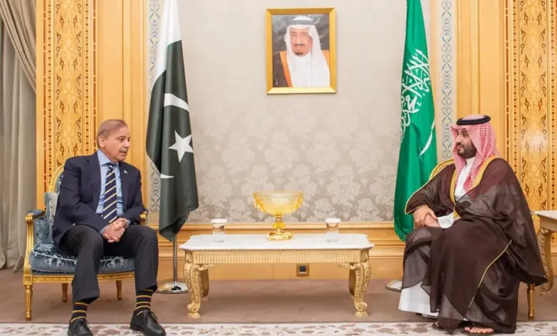 uae-pakistan-ultimatum-economic-crisis