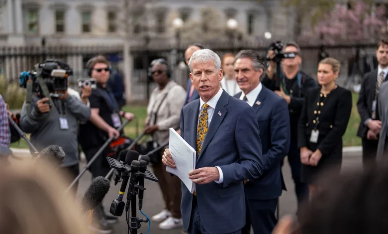 us-leaves-hormuz-gulf-saudi-arabia-response