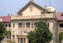 wife-full-rights-on-streedhan