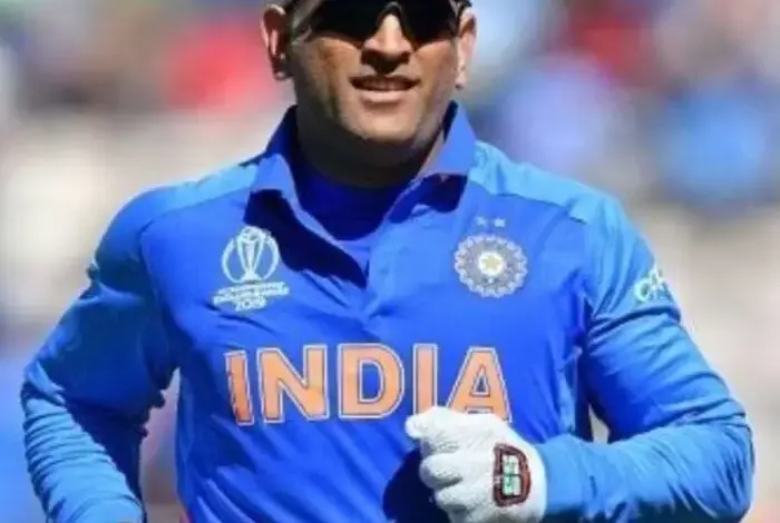 yuvraj-singh-father-praises-dhoni