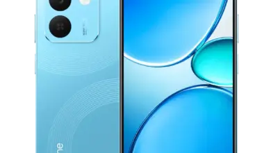 first-selfie-mirror-phone-launch