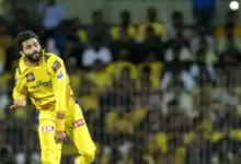 jadeja-kissed-csk-logo-emotional
